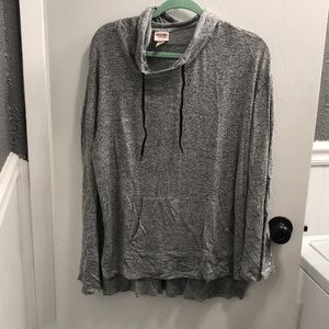 Light weight hoodie